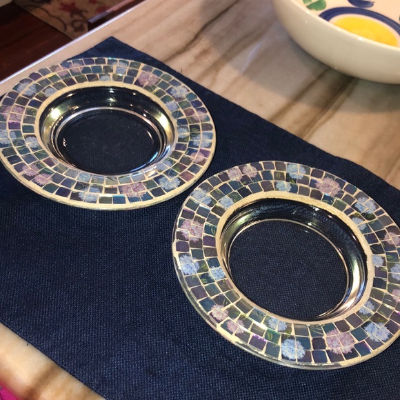 Set of two yankee candle holders